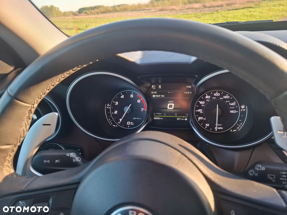 Alfa Romeo Stelvio 2.0 Turbo 16V AT8-Q4 Executive - 10