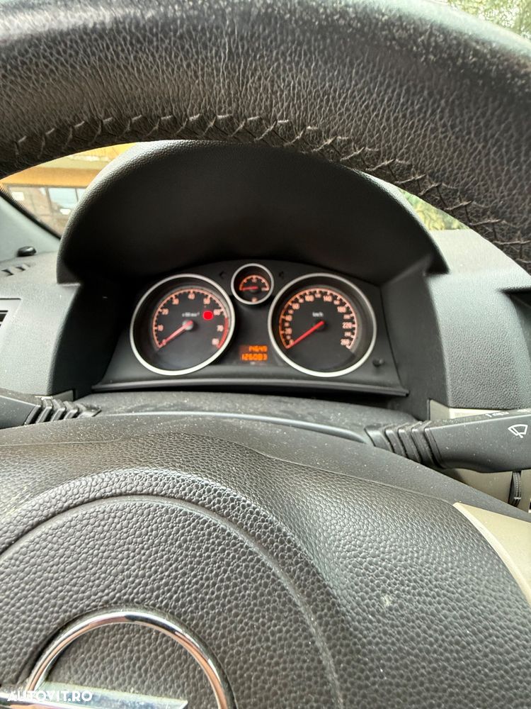 Opel Astra 1.6 Enjoy - 9
