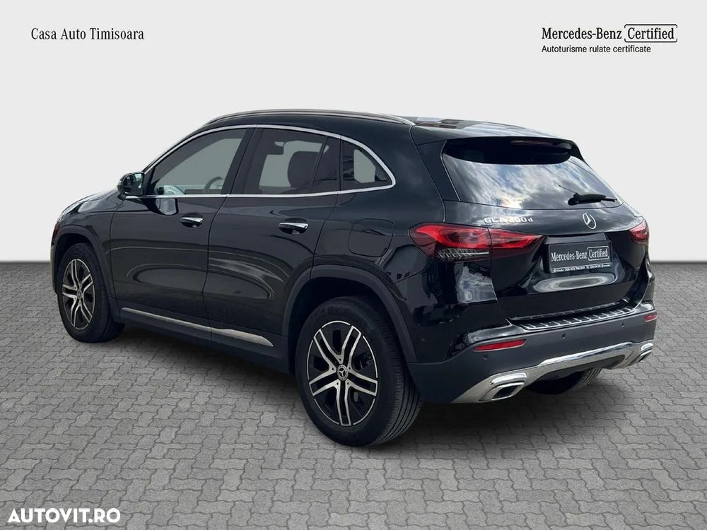 Mercedes-Benz GLA 200 d 4MATIC Aut. - 4