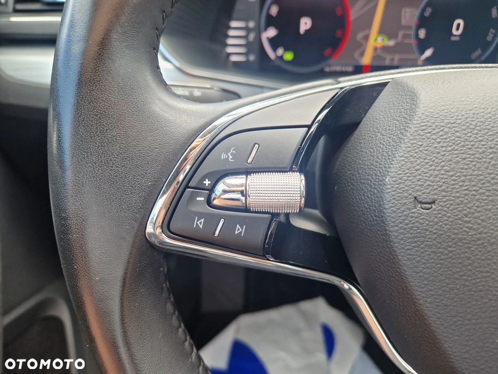 Skoda Superb 2.0 TDI SCR Active DSG - 18