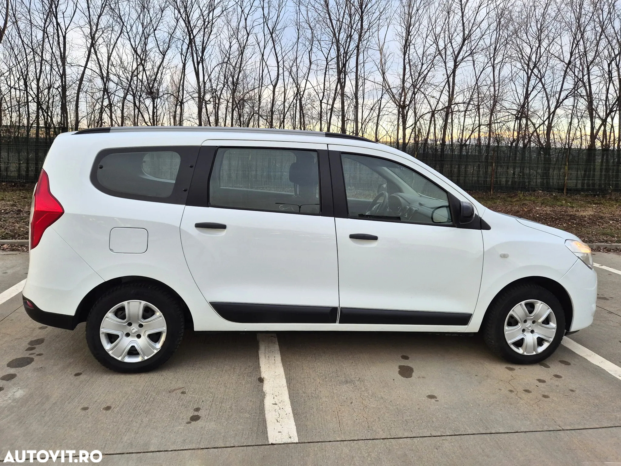 Dacia Lodgy 1.6 SCe Laureate - 7