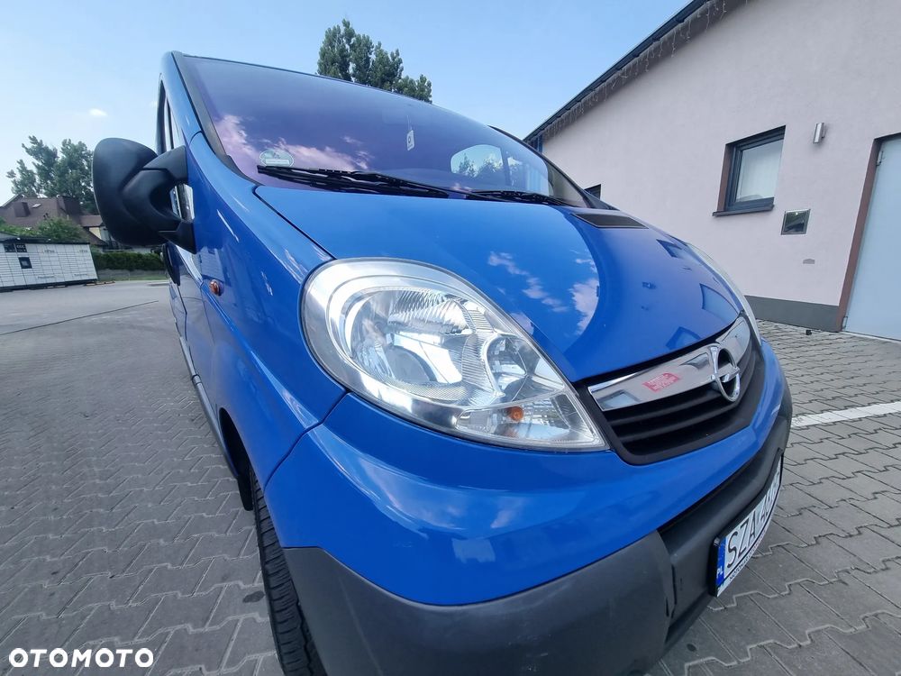Opel Vivaro - 16