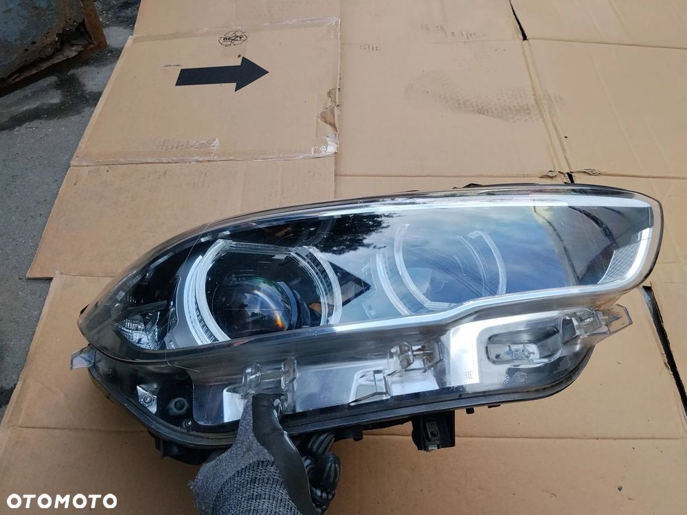 Lampa prawa Full Led adaptive BMW F20 F21 lift Europa - 1
