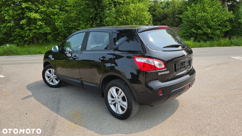 Nissan Qashqai 1.6 Visia CVT - 3
