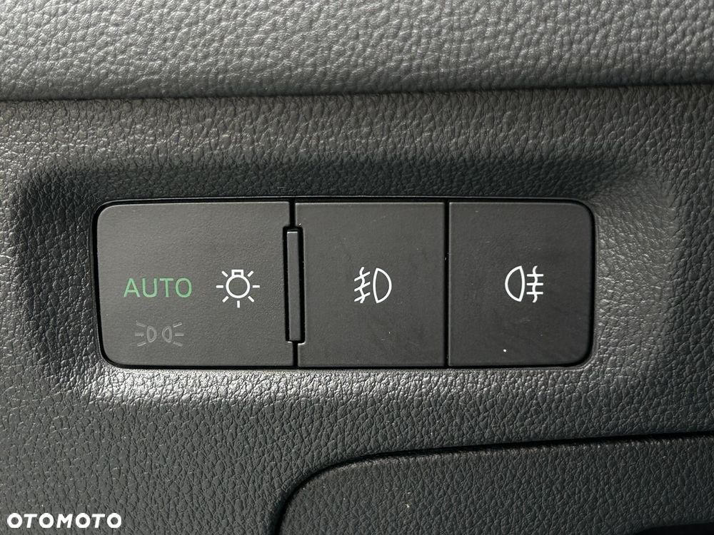 Skoda Octavia 1.5 TSI ACT Ambition - 22