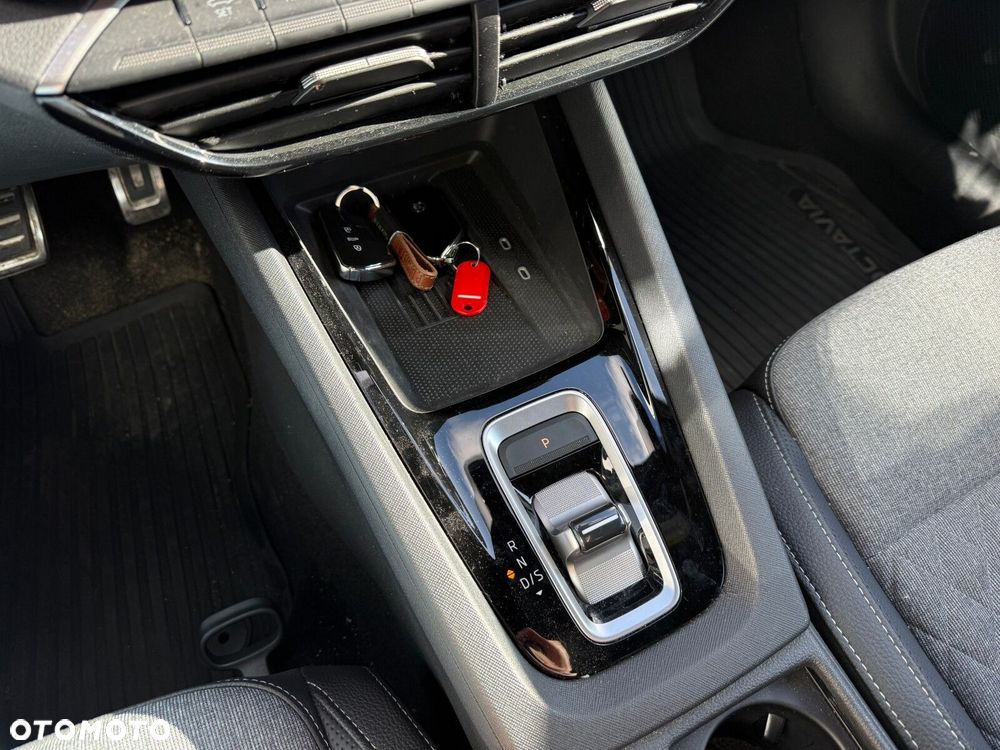 Skoda Octavia 1.5 TSI mHEV Sportline DSG - 19