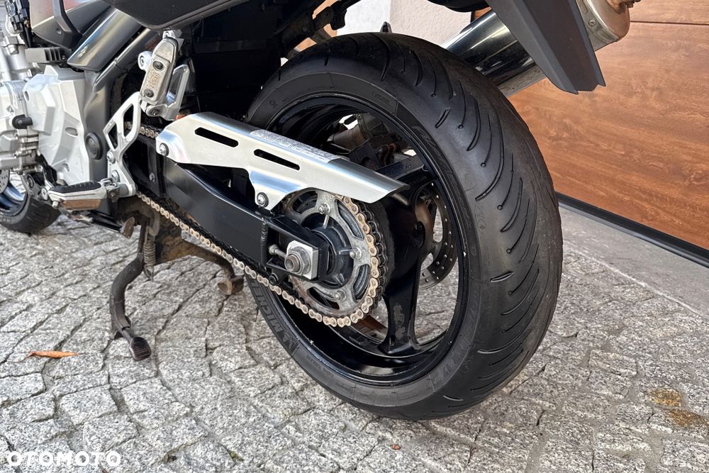 Suzuki Bandit - 24