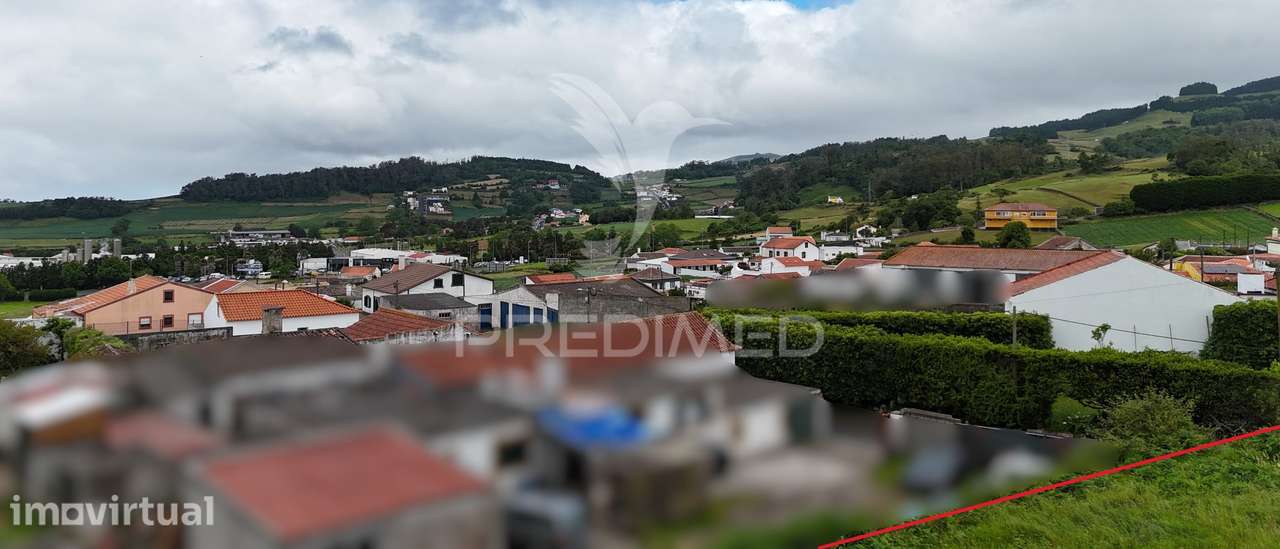 Terreno Urbano para construção com projeto de moradia T3 aprovado - Grande imagem: 5/10