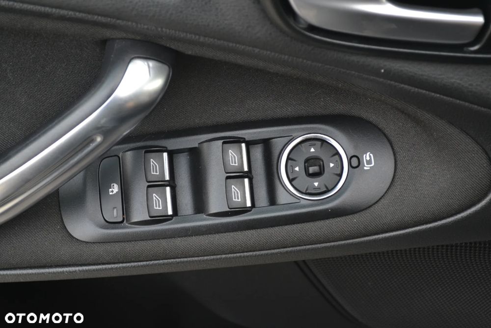 Ford S-Max 2.0 TDCi DPF Titanium - 30