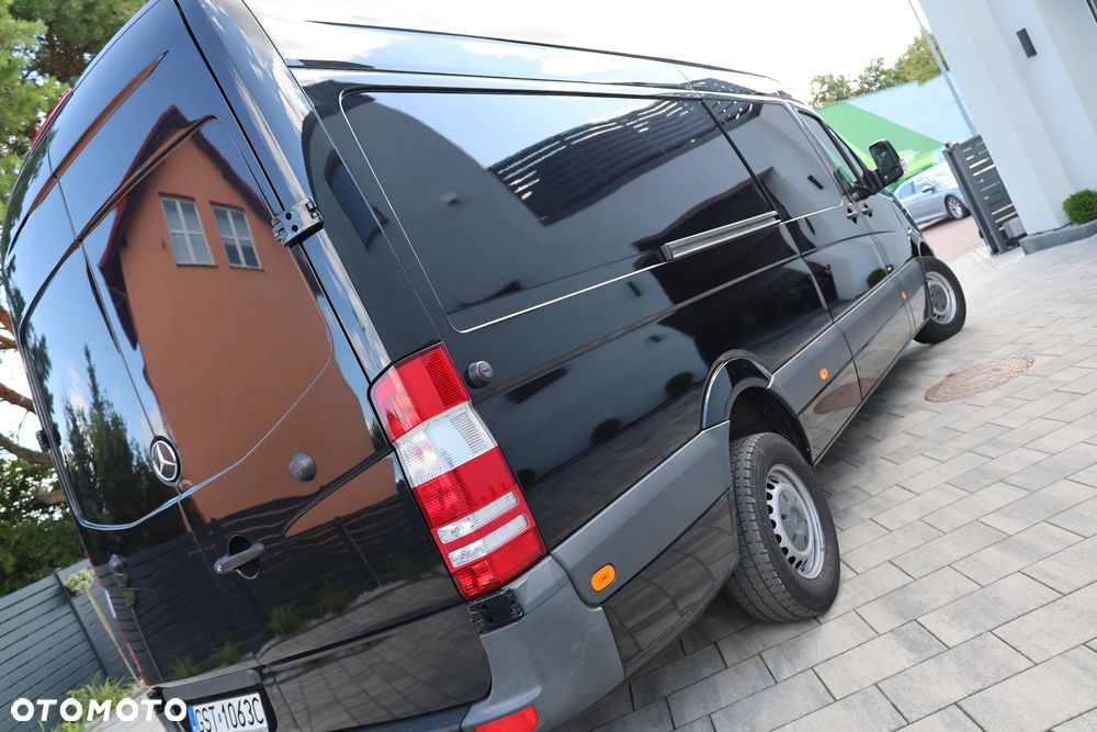 Mercedes-Benz Sprinter - 10