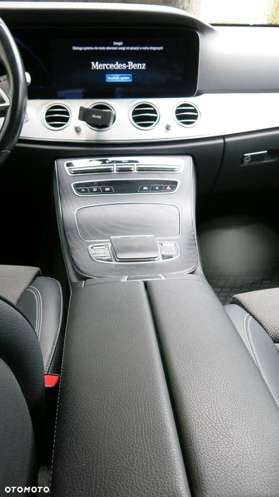 Mercedes-Benz Klasa E 220 d Avantgarde - 20