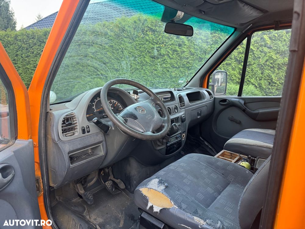 Mercedes-Benz Sprinter 208 Doka - 7