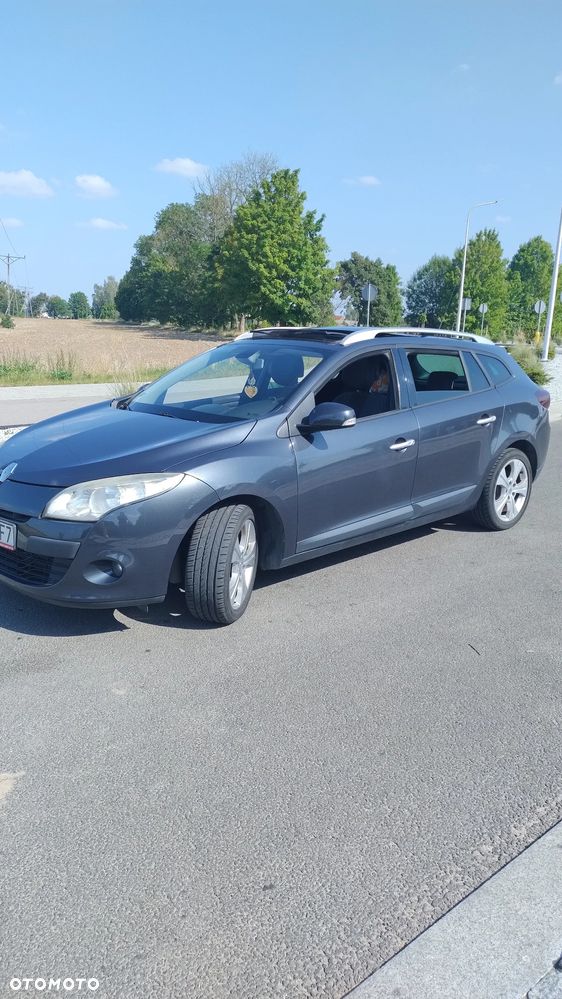 Renault Megane TCe 130 Dynamique - 4