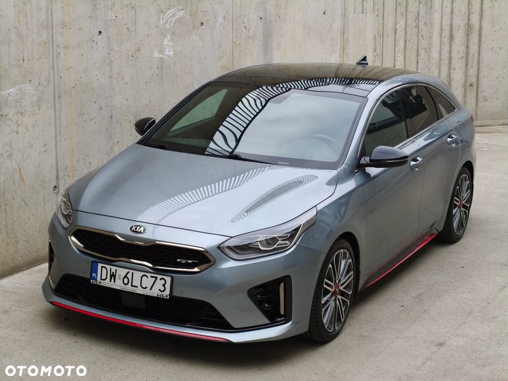 Kia ProCeed - 16