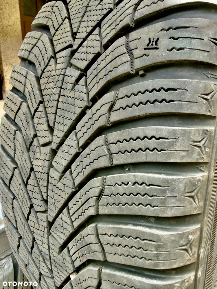 Opony zimowe Kumho wraz z felgami (OE Skoda) - 8