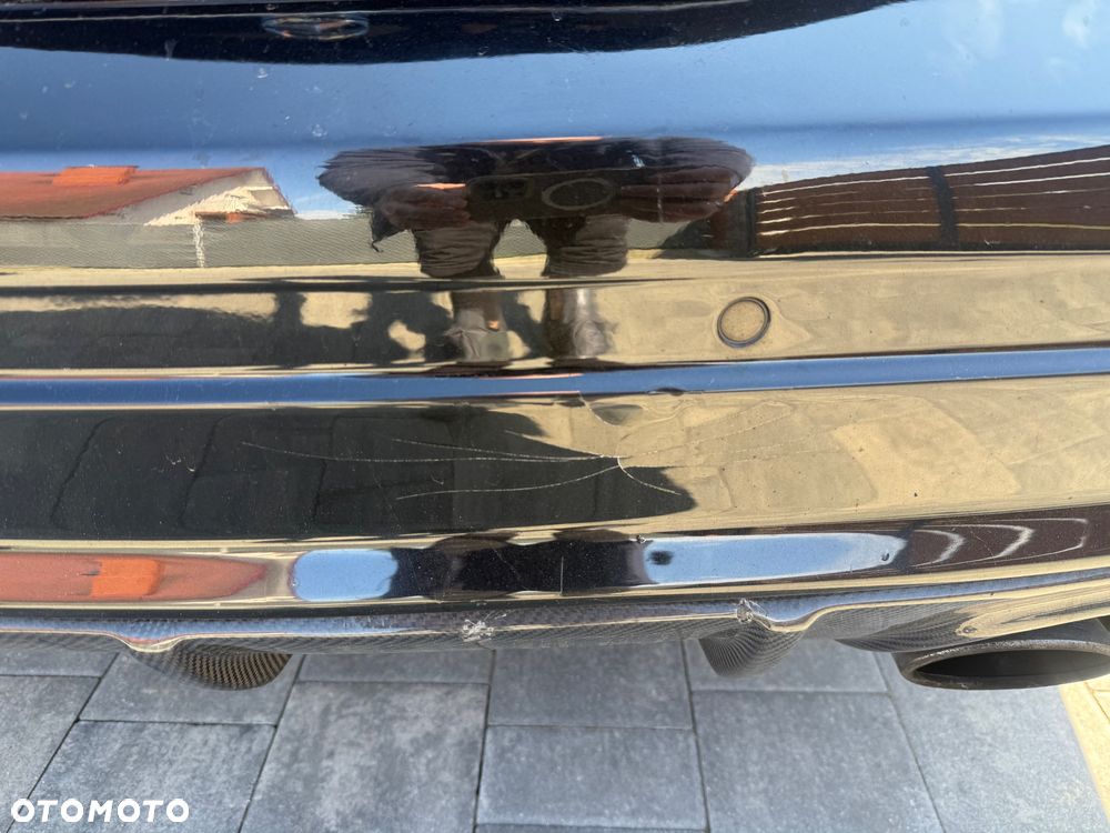 Mercedes-Benz Klasa C 63 AMG - 11