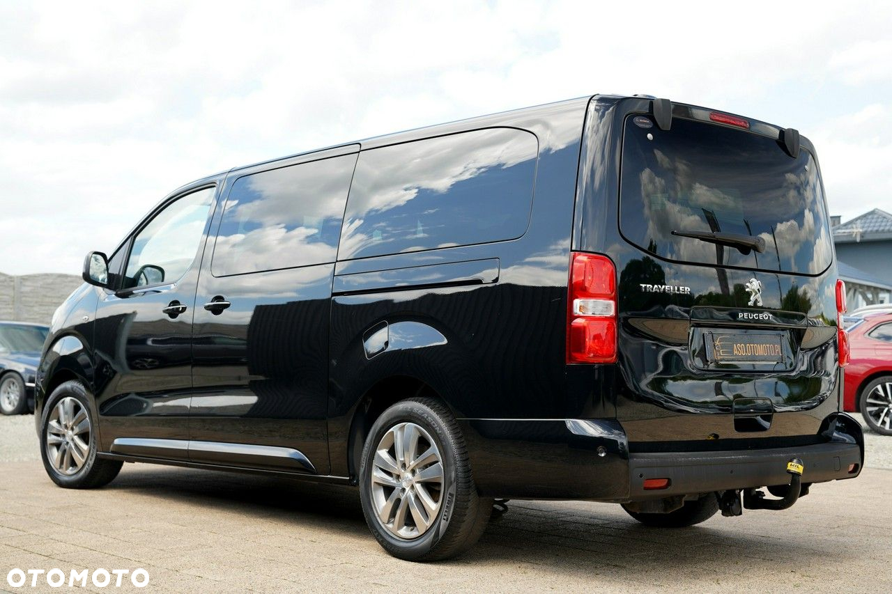 Peugeot Traveller - 10