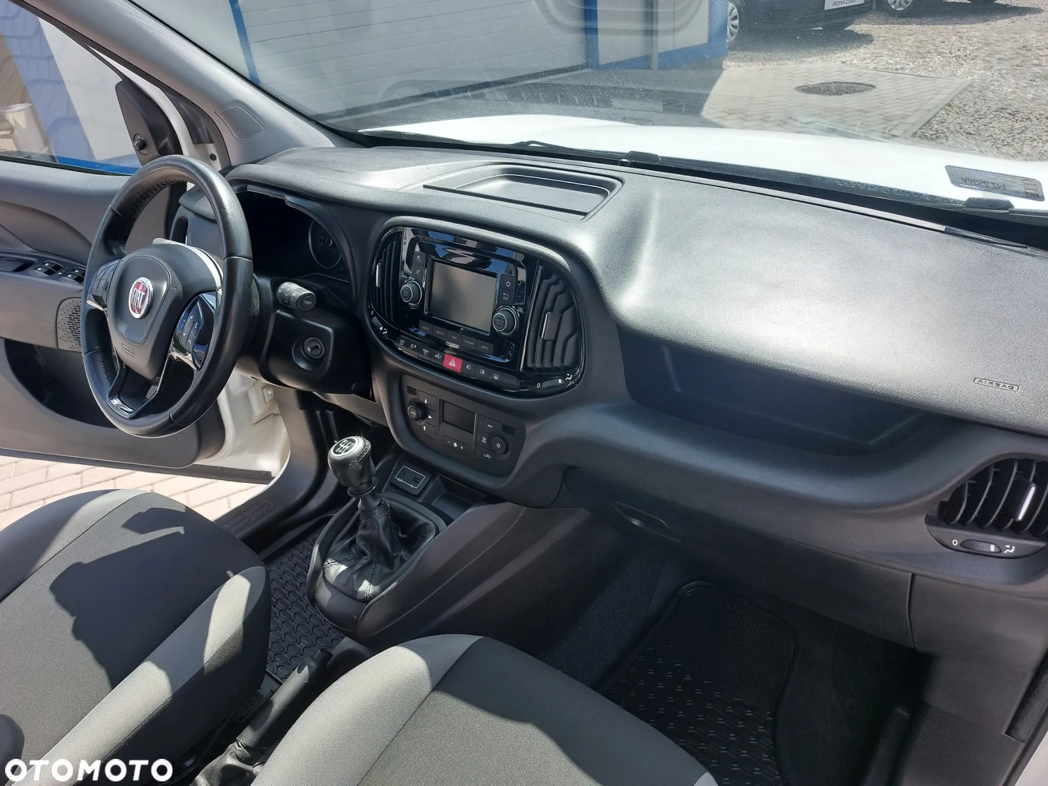 Fiat Doblo Maxi 1.6 MJ Dynamic - 28