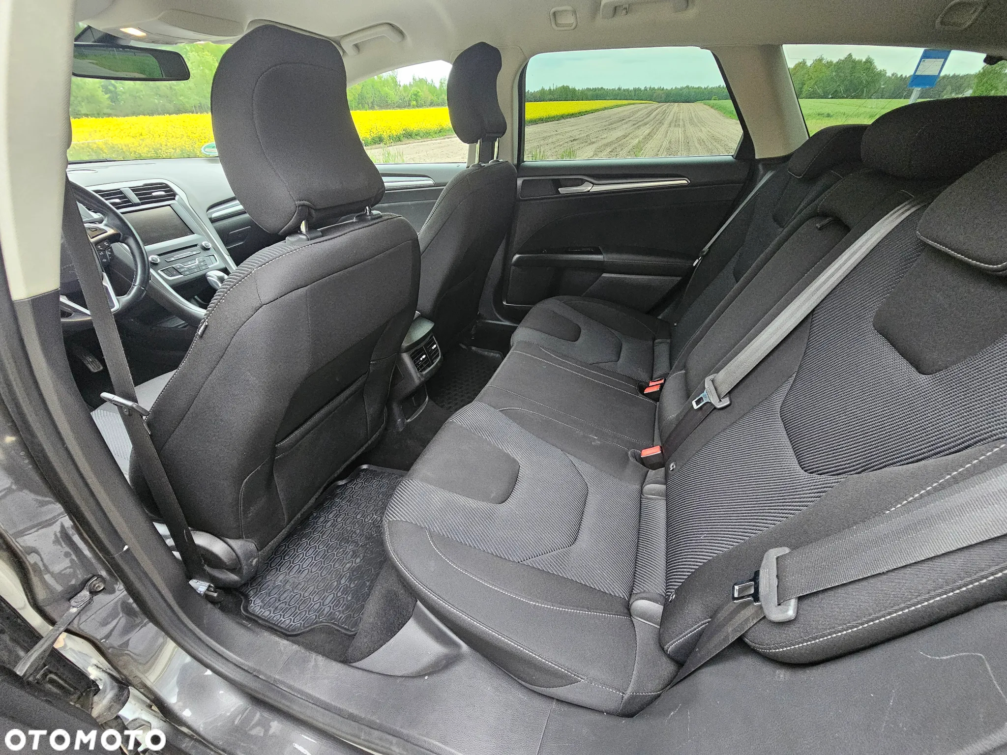 Ford Mondeo 2.0 TDCi Titanium PowerShift - 11
