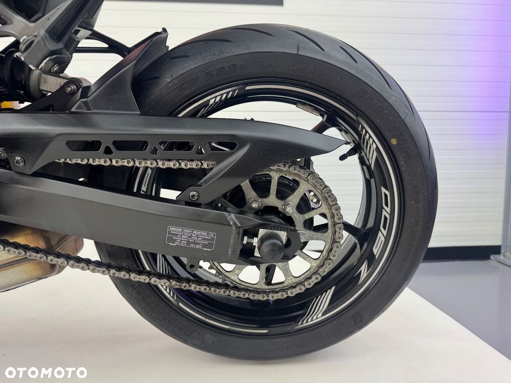 Kawasaki Z - 8
