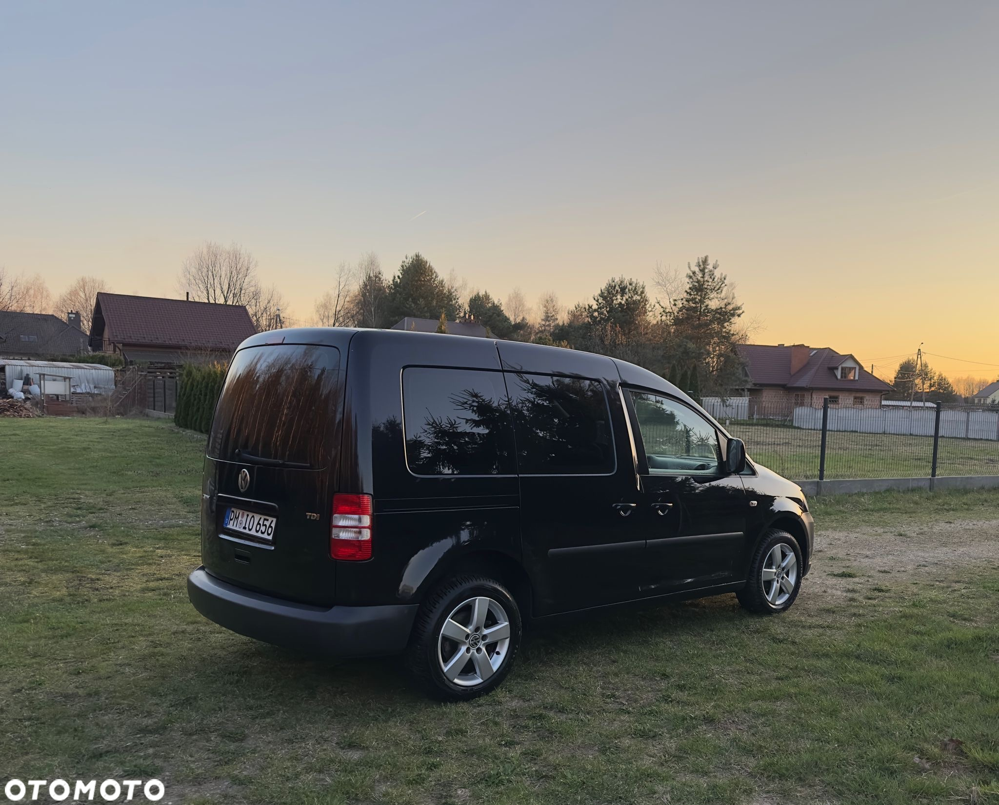 Volkswagen Caddy 1.6 TDI Comfortline DSG - 8
