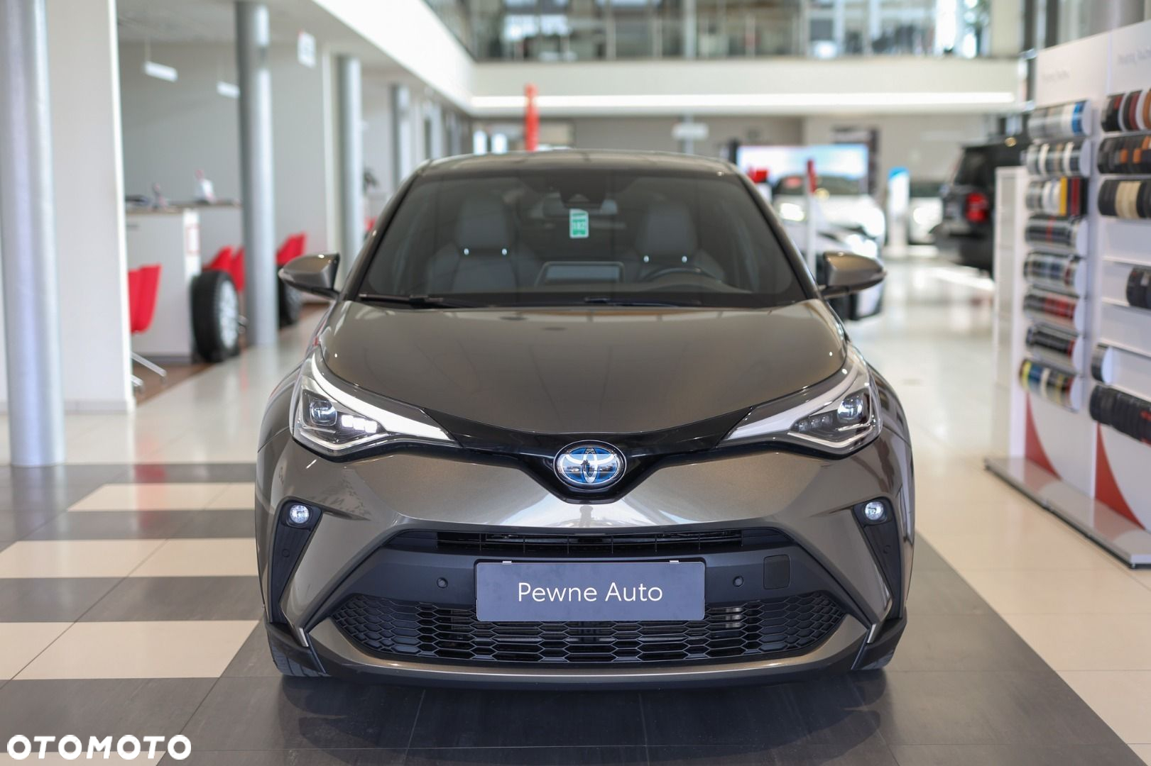 Toyota C-HR - 3