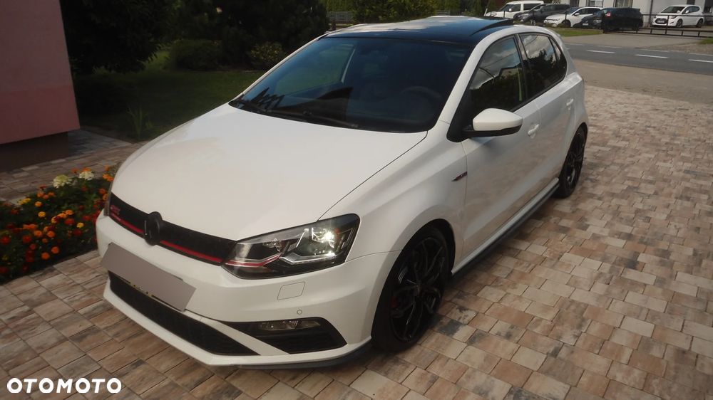 Volkswagen Polo - 9