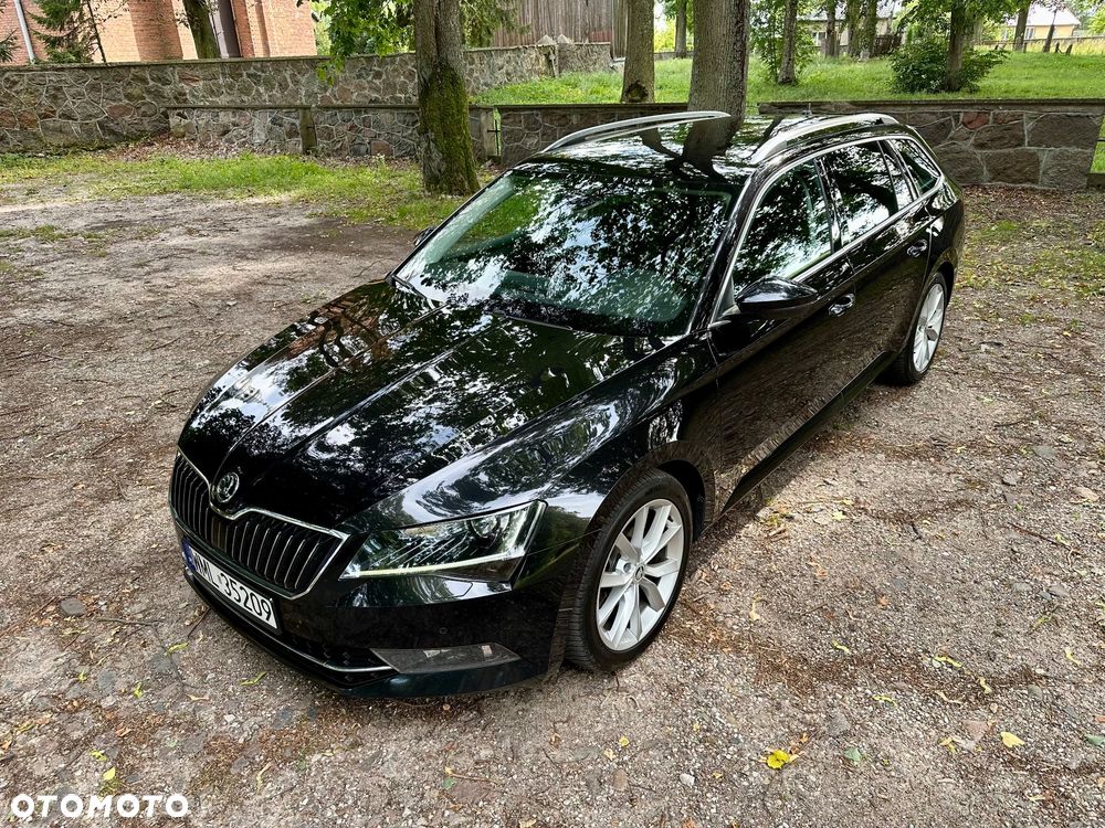 Skoda Superb 2.0 TDI DSG L&K - 25