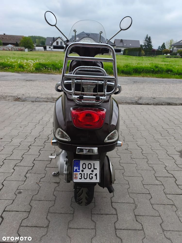 Piaggio Vespa - 15