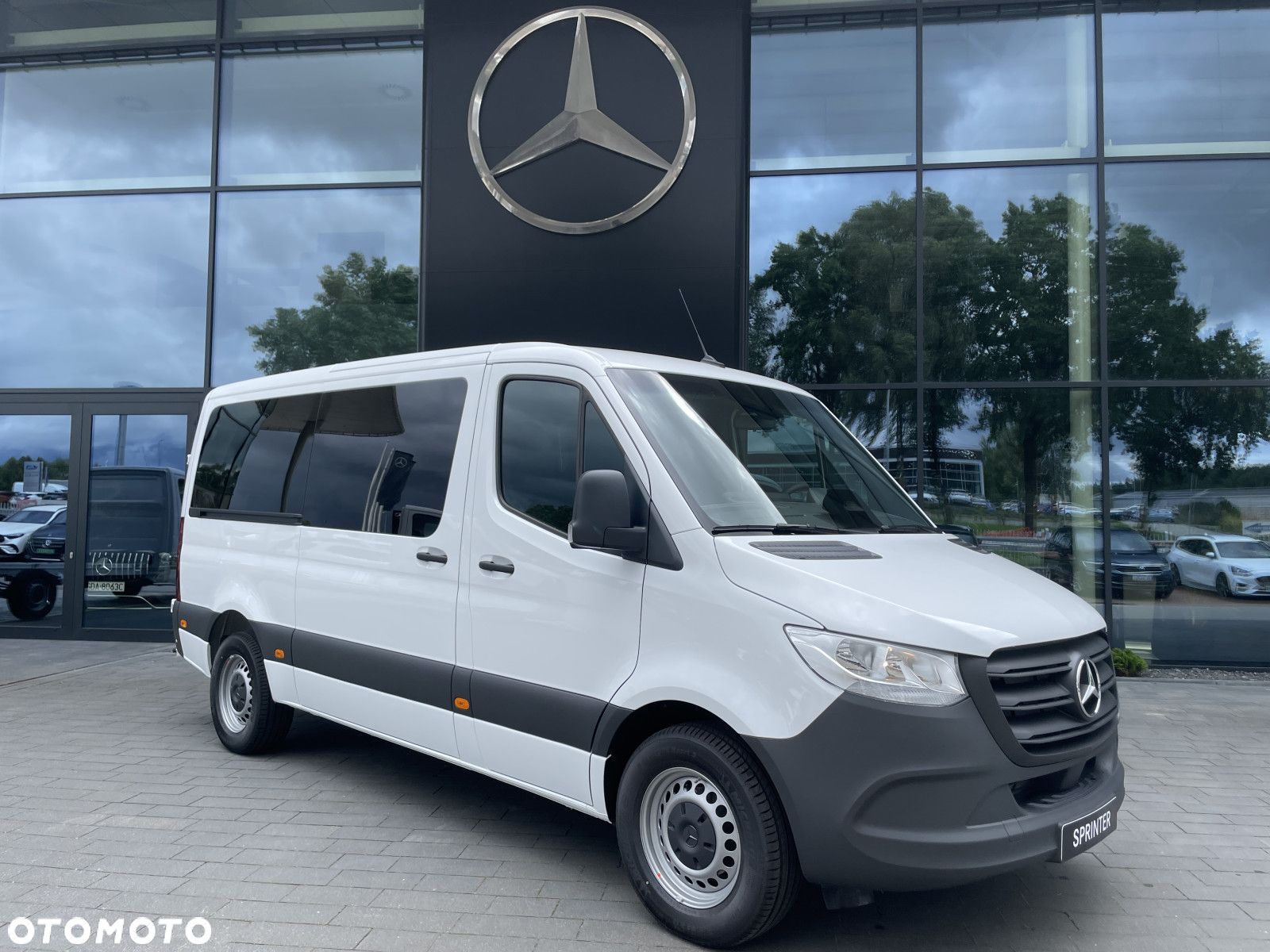 Mercedes-Benz Sprinter Tourer - 1