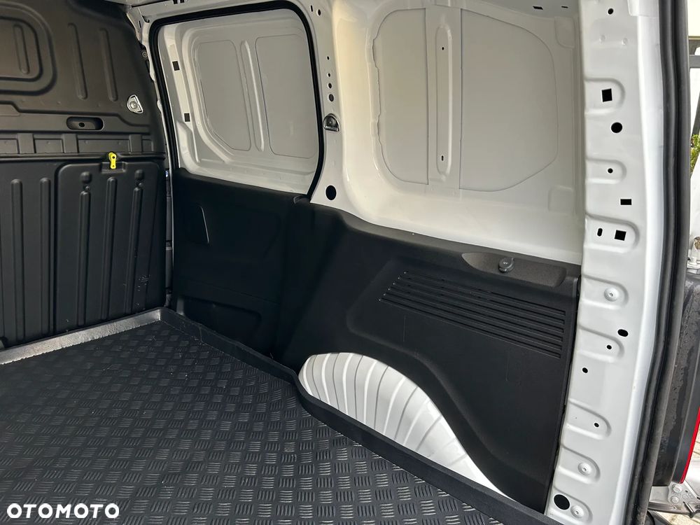 Citroën BERLINGO - 15