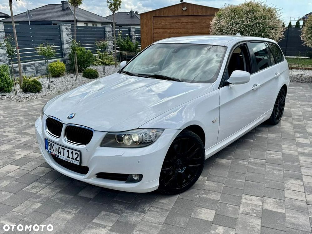 BMW Seria 3 - 24