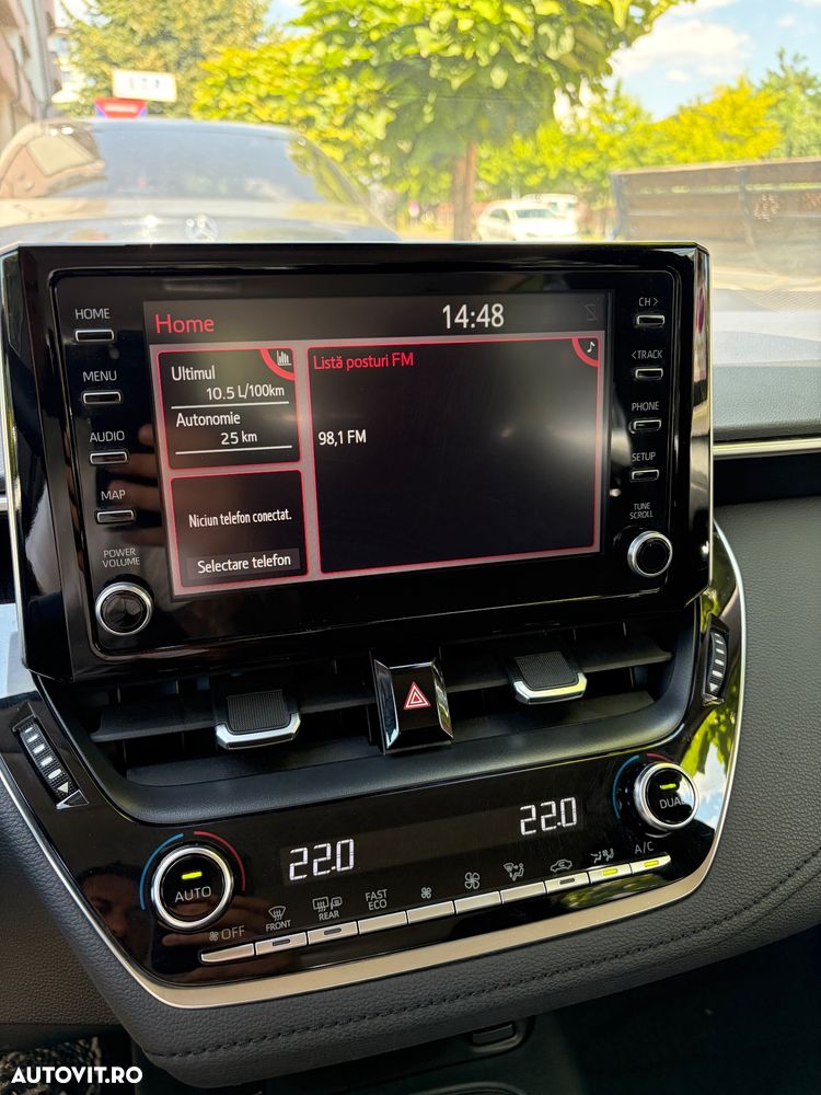 Toyota Corolla - 12