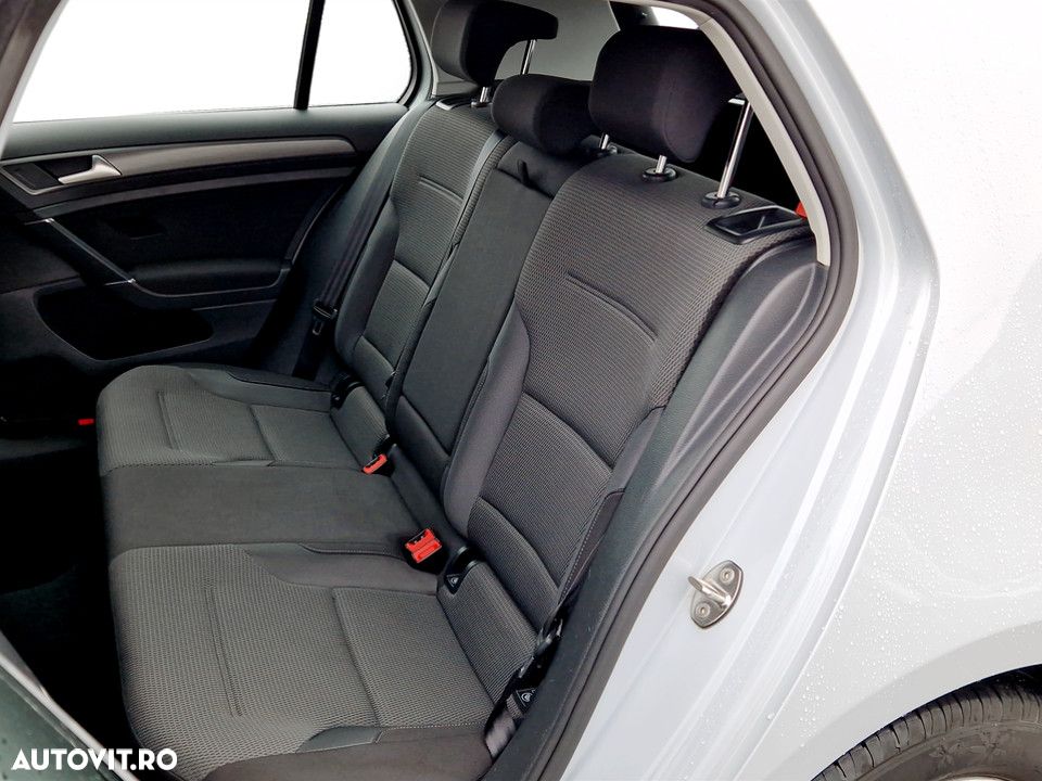 Volkswagen Golf 1.4 TSI Comfortline - 12