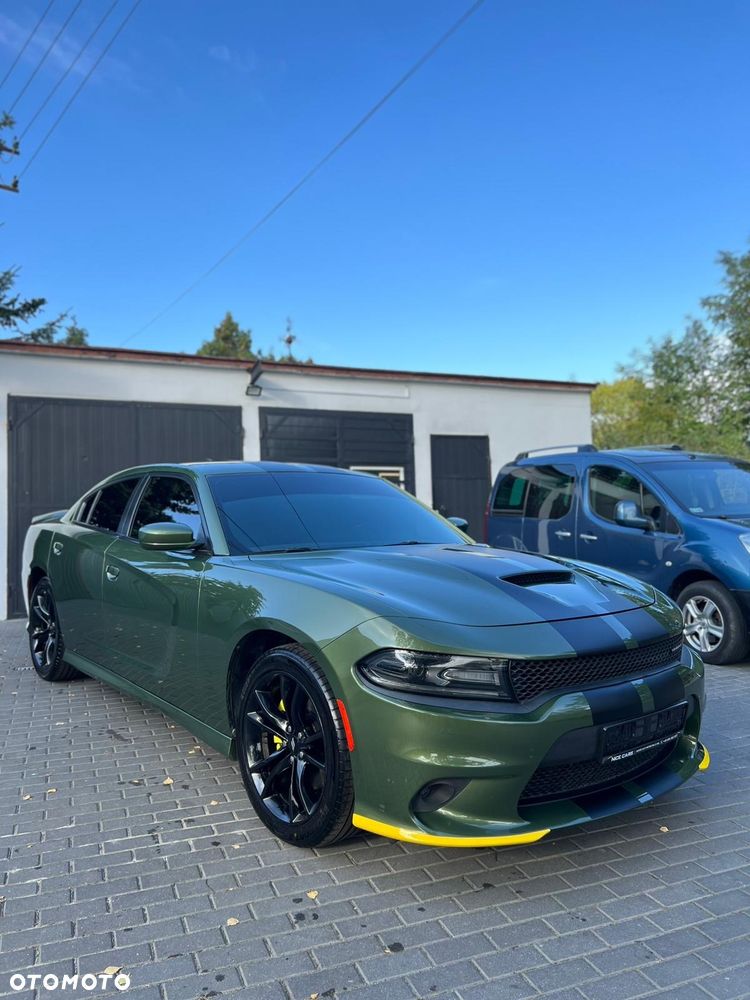 Dodge Charger - 1