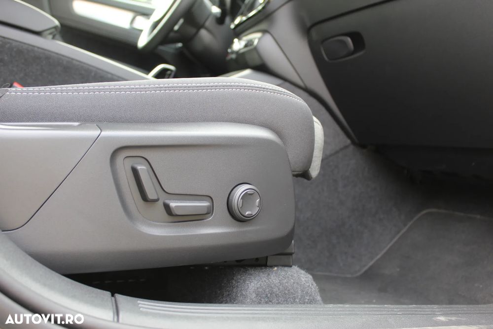 Volvo XC 40 B4 AT FWD MHEV Ultimate Dark - 21