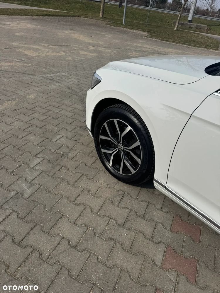 Volkswagen Passat 2.0 TDI SCR Highline DSG - 15