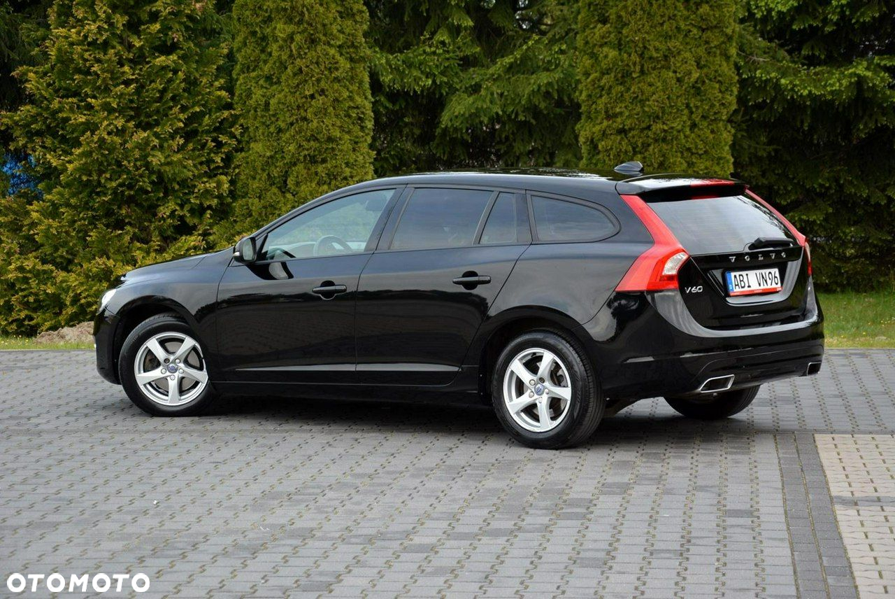 Volvo V60 D4 Geartronic Momentum Pro - 5