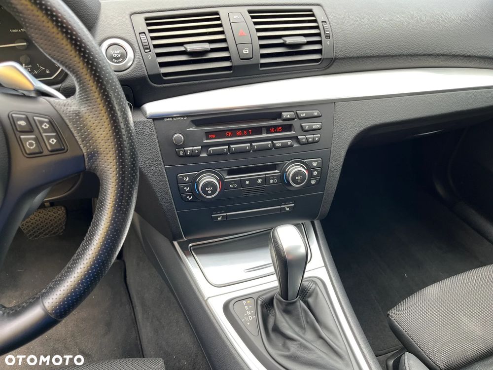 BMW Seria 1 123d DPF Edition Sport - 13