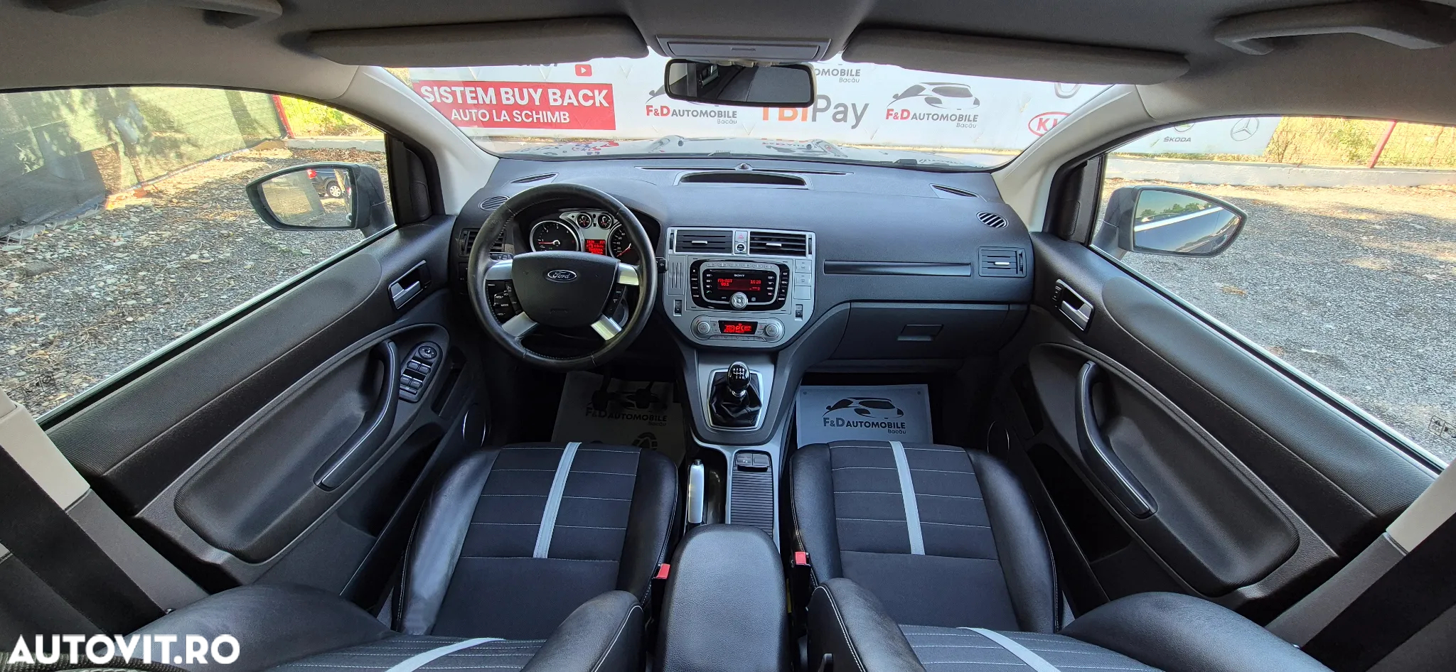Ford Kuga 2.0 TDCi 4x4 Titanium - 6