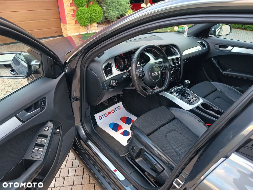 Audi A4 Avant 2.0 TDI DPF clean diesel quattro S line Sportpaket - 24