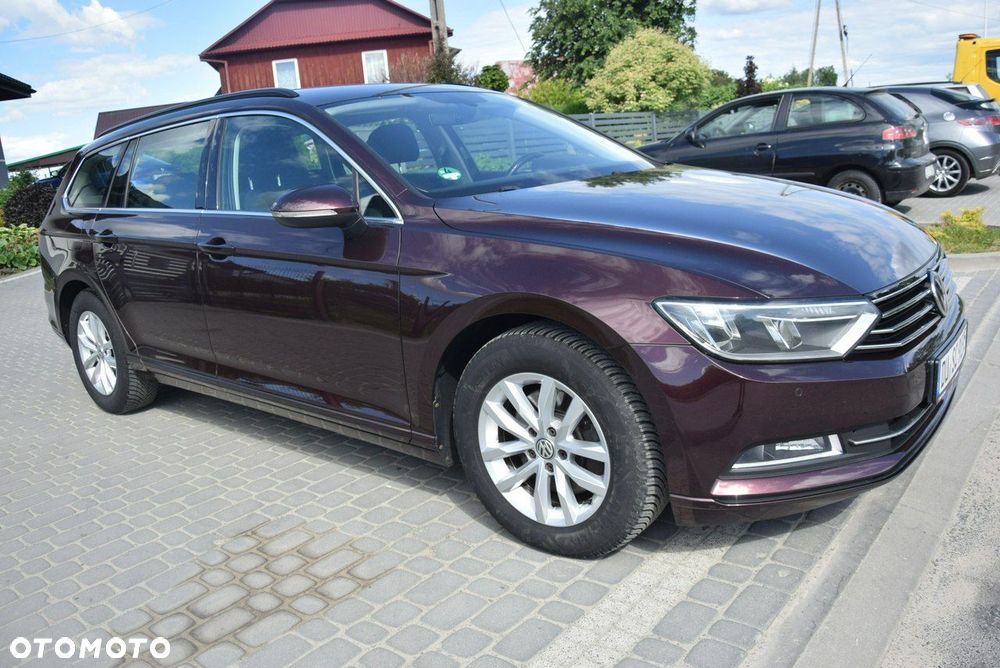 Volkswagen Passat - 10