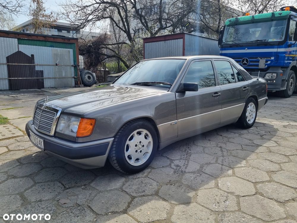 Mercedes-Benz W124 (1984-1993) - 2