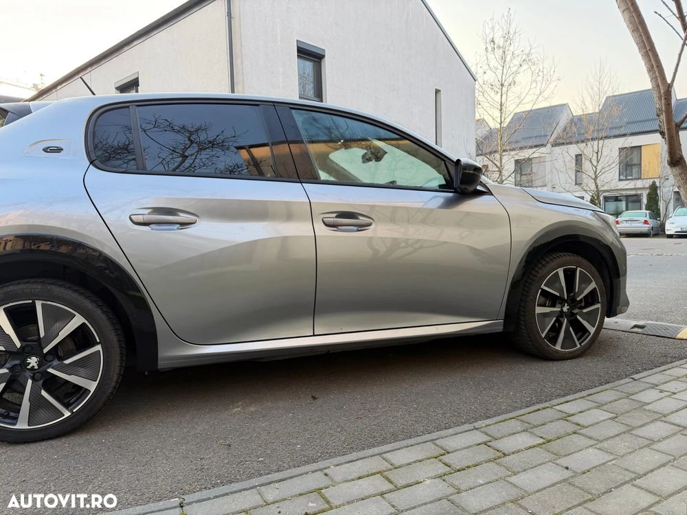 Peugeot 208 e-208 GT - 4