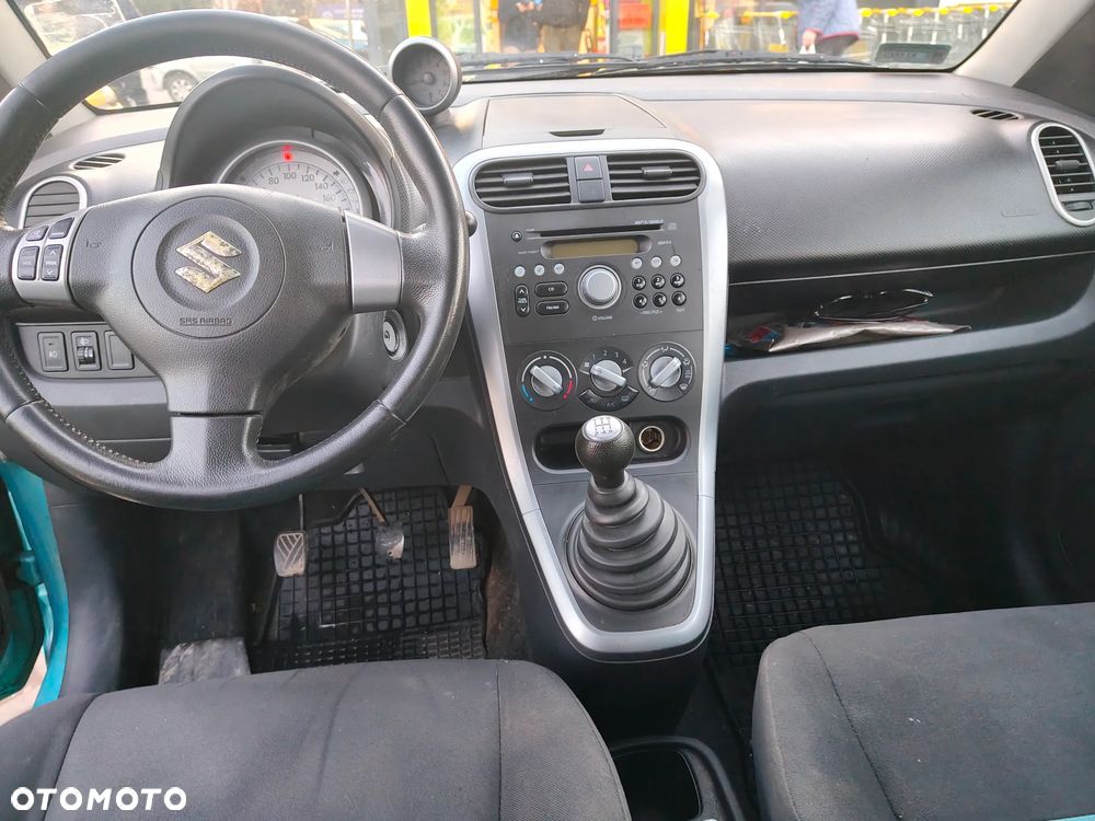 Suzuki Splash - 10