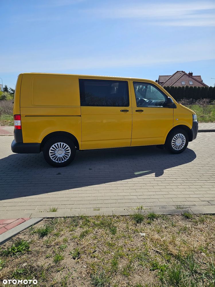 Volkswagen Transporter - 9
