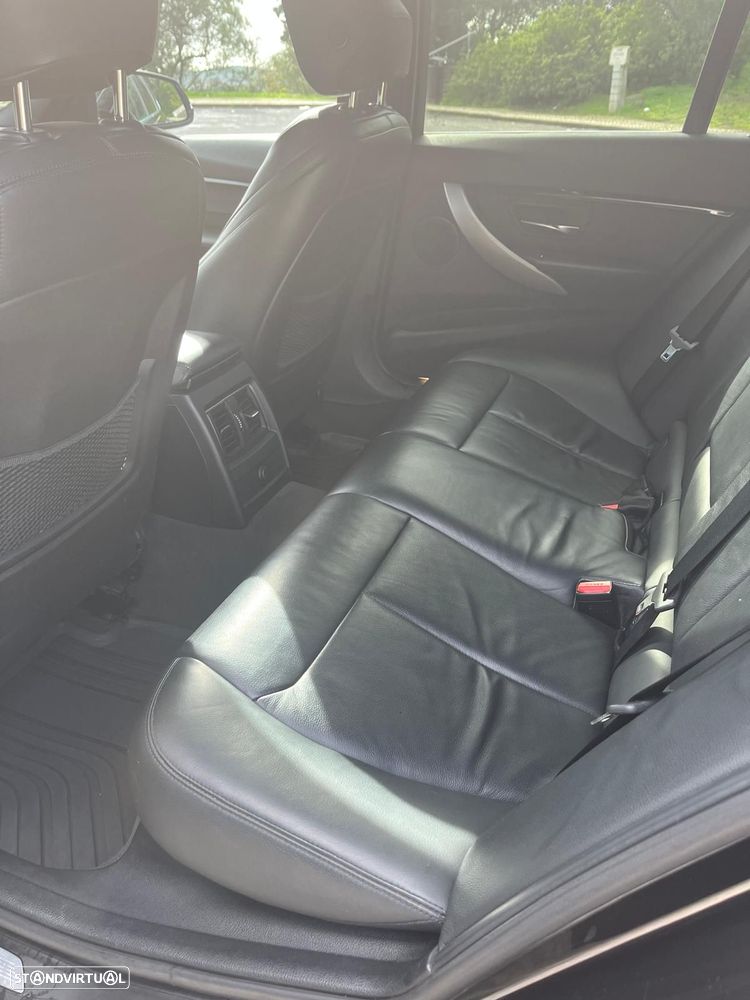 BMW 320 d Pack M Auto - 18