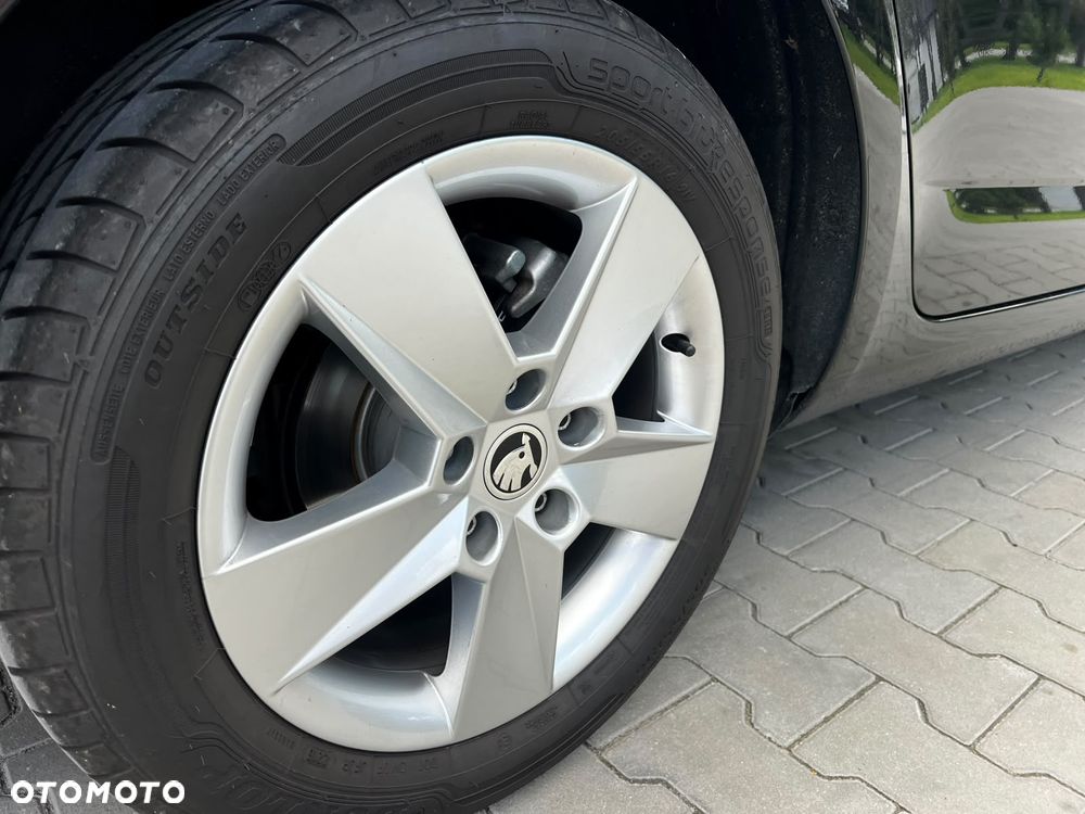 Skoda Octavia 1.4 TSI Ambition - 34