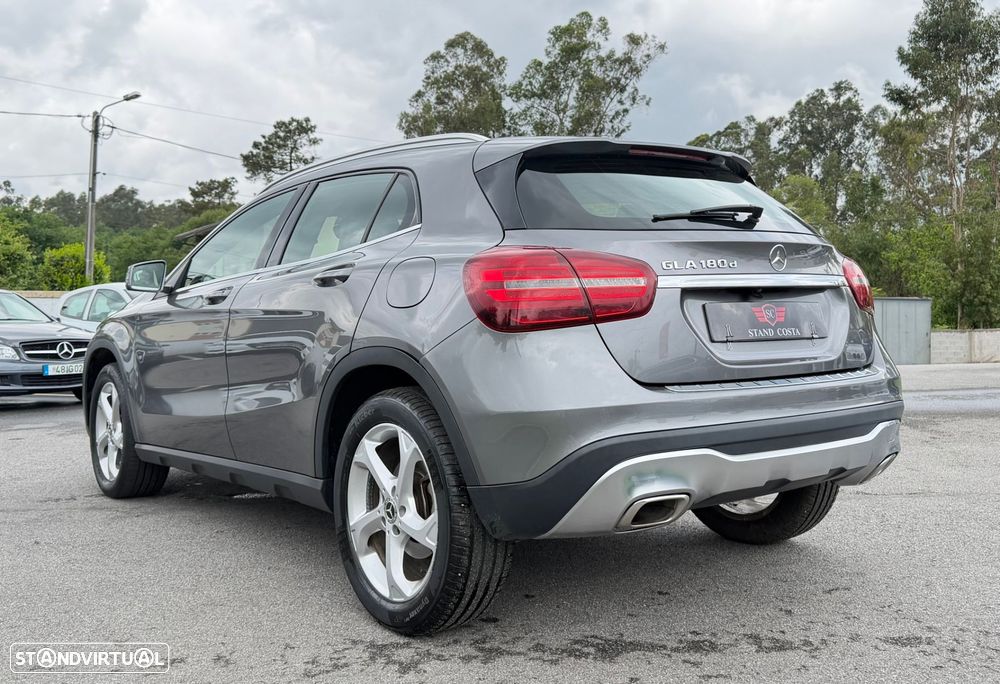 Mercedes-Benz GLA 180 d Style - 3