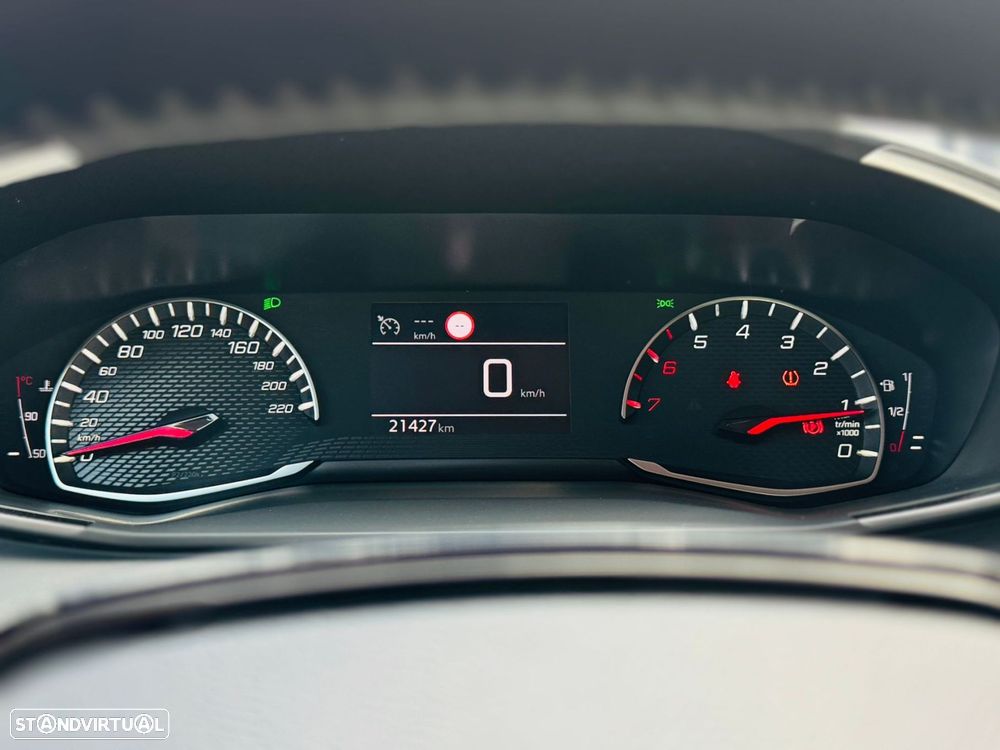 Peugeot 208 1.2 PureTech Allure - 21